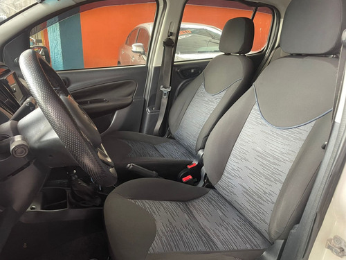Fiat Uno 1.0 Attractive Flex 5p