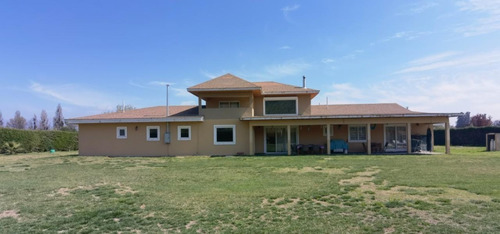 Parcela Con Casa En Condominio Comuna Isla De Maipo.