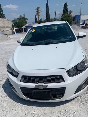 Imagen 2 de 4 de Chevrolet Sonic 1.6 Lt Hb Mt 2016