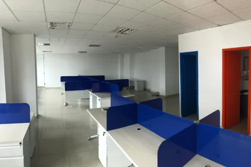 Oficina En Arriendo/venta En Chico Norte Iii. Cod A1105010