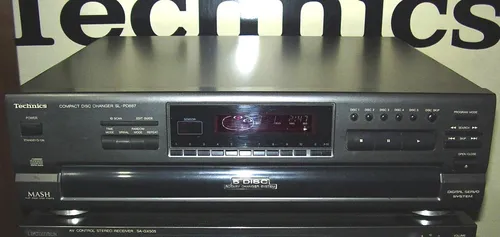 Compactera Technics Sl-pd887 5cd Impecable 110v Lee Grabados (Usado)