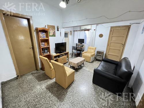Imagen 2 de 19 de Venta De Casa 4 Ambientes En Bernal (23110)