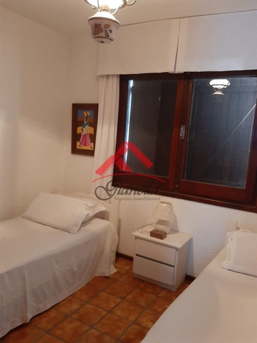 Casa En Manantiales - Ref: 1546