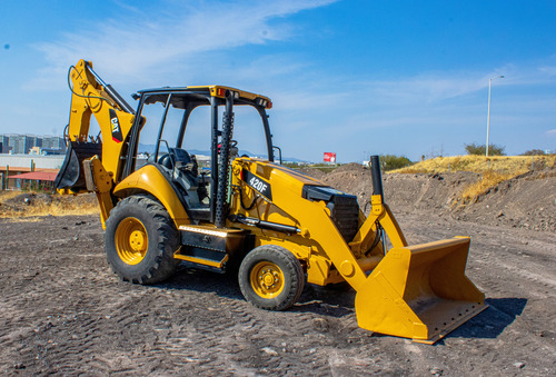 Retroexcavadora Caterpillar 420f 2013