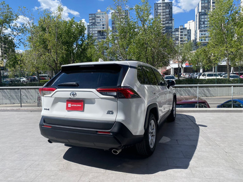 Toyota RAV4 2.5 Xle 4wd At 176 hp