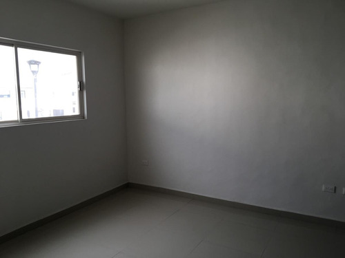 Casa En Venta En Los Arrayanes, Gómez Palacio, Durango