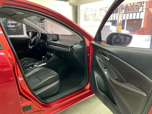 Mazda 2 Gran Touring LX AT 2020