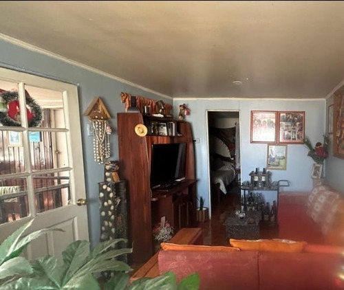 Espaciosa Casa En Venta , Ubicada En José Martí ,comuna De P