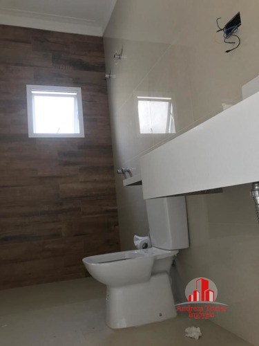 Casa Alto Padrão À Venda Em Tremembé/sp - 1021