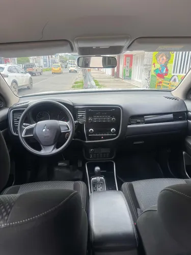 Mitsubishi Outlander 2.4 Kaiteki