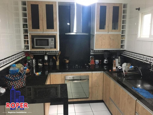 Imagem 8 de 21 de Lindo Sobrado De 170 M²/ 3 Suites/área Gourmet/piscina/3 Vagas À Venda Em Arujá. - Ca00317 - 69931040