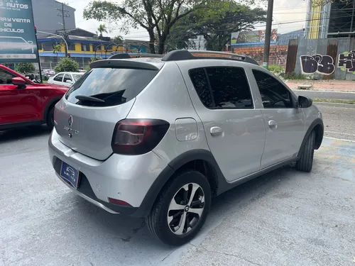 Renault Stepway 1.6 Dynamique / Intens