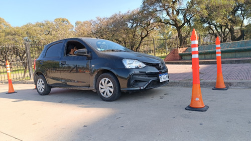 Clases Manejo Auto En Pista/transito Doble Comando Academia