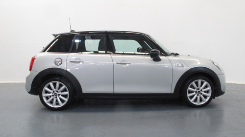 Imagen 6 de 15 de Mini Cooper S Hot Chili 5 Puertas 2020