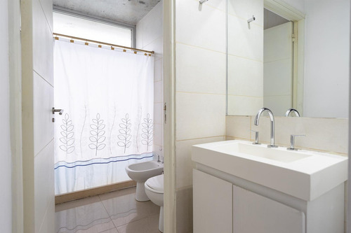 Venta Depto 1 Dormi + Comodin + Patio Con Cochera