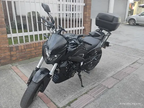 Moto Dominar D250- Modelo 2023 En Excelente Estado