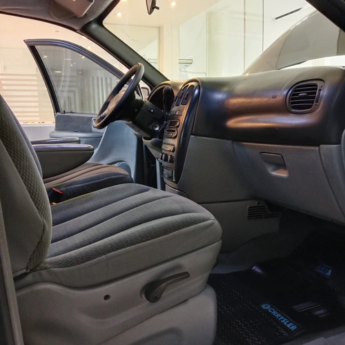 Chrysler Caravan 3.3 Se 3.3