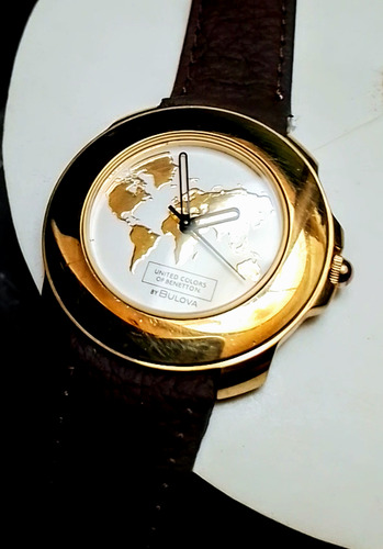 Reloj Benetton Mapamundi Oro