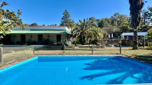 Casa En Venta, 6 Dormitorios, 5 Baños, Pileta, 4 Hectáreas. Tanti