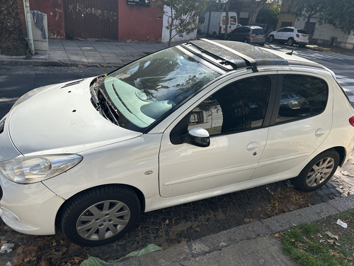 Peugeot 207 1.6 Xt