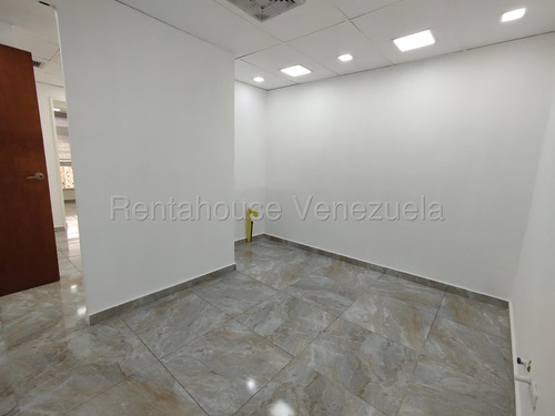 Oficina En Venta En Los Cortijos De Lourdes Mls 25-19927 Yf