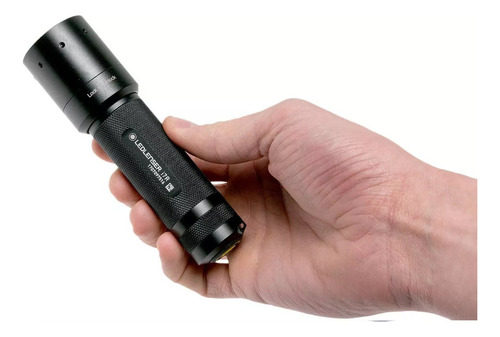 Linterna Tactica Led Lenser Mod. I7r 220 Lumens Recargable Blanco Negro