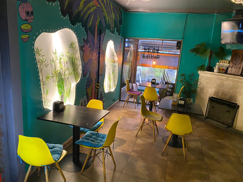 Plaza Colombia / Bar Restorant Y Almacen - Hb Hunter