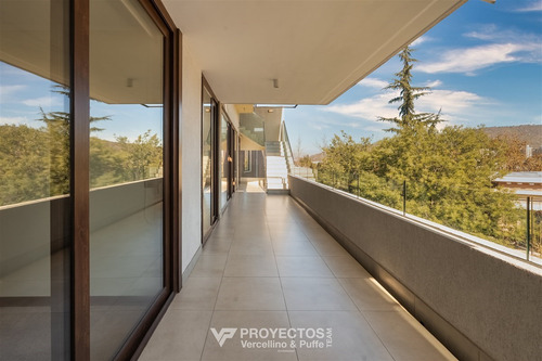 Departamento En Venta De 2 Dorm. En Lo Barnechea