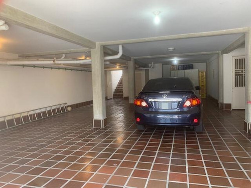 Imagen 25 de 25 de Vendo Casa 770m2 8h/7b/7pe Caurimare