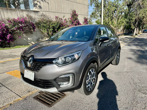 Renault Captur 2.0 Iconic At