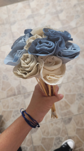Flores De Tela Para 25 De Mayo Ambientación Patria Celeste