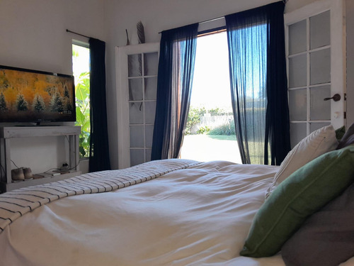 Casa 4 Ambientes En Venta Barrio San Alfonso, Pilar Del Este