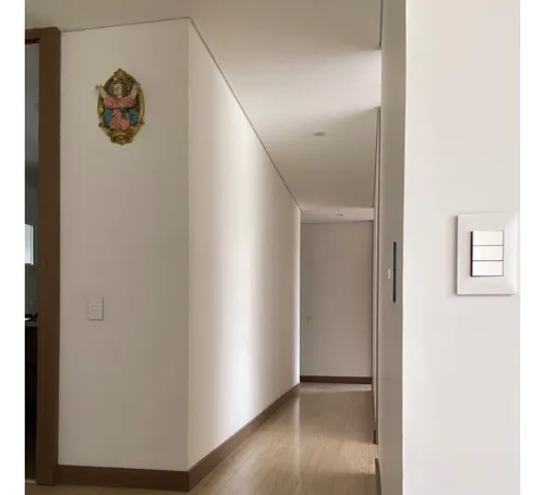 Moderno Apartamento En Cedritos Luz Natural, Ubicación Privilegiada Y Tranquilidad Total
