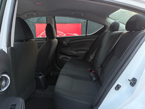 Nissan Versa 1.6 Advance At