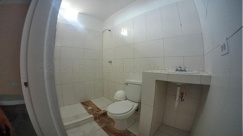 Imagen 23 de 29 de Rentahouse Vende Hermosa Posada En Chichiriviche 22-446