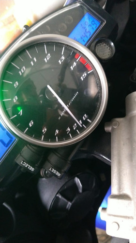 Yamaha R1