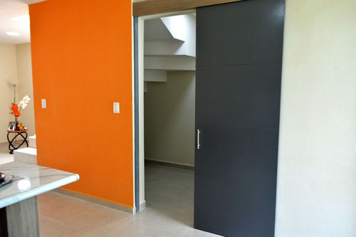 Casa En Venta En Toluca, Xonacatlan De Vicencio