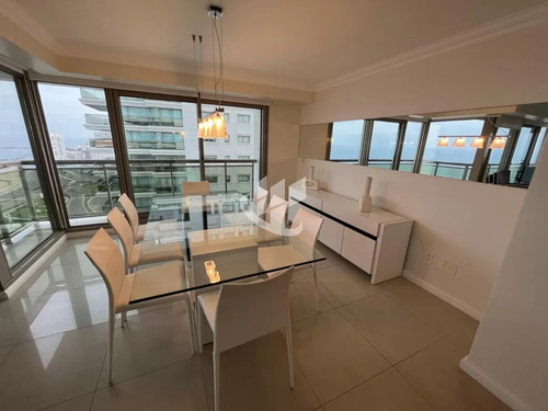 Alquiler, Apartamento, 4 Dormitorios, Primera Linea De Mar, Punta Del Este