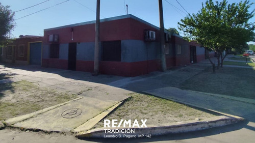 Venta Casa De 3 Dormitorios En Frondizi 1700