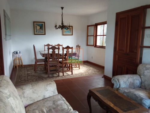 Imagen 4 de 30 de Casa De 4 Dormitorios Y 1/2 En La Paloma Rocha