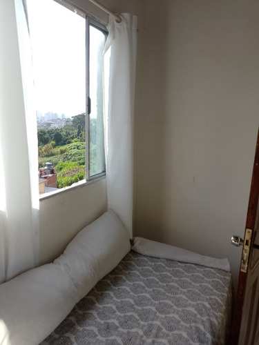 Casa Com Dois Quartos Sala Cozinha Americana Um Banheiro