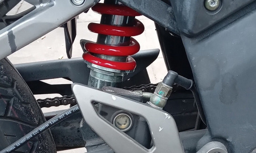 Imagen 11 de 19 de Zanella Rx 200 Naked