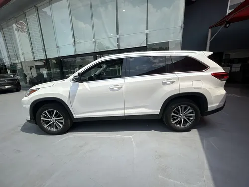 Toyota Highlander Xle