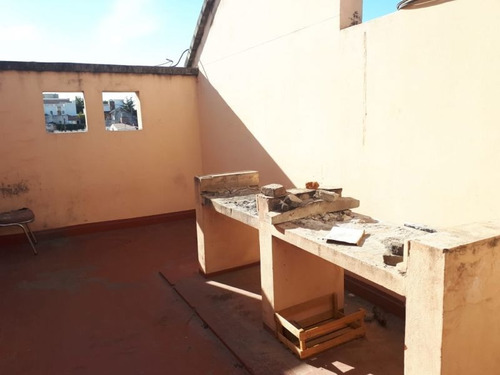 Imagen 12 de 17 de Departamento De Dos Dormitorios En B° Altos De San Martín