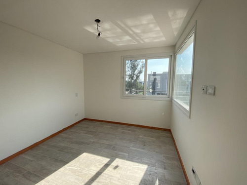 Imagen 11 de 30 de Brisas De Adrogué - Casa A Estrenar