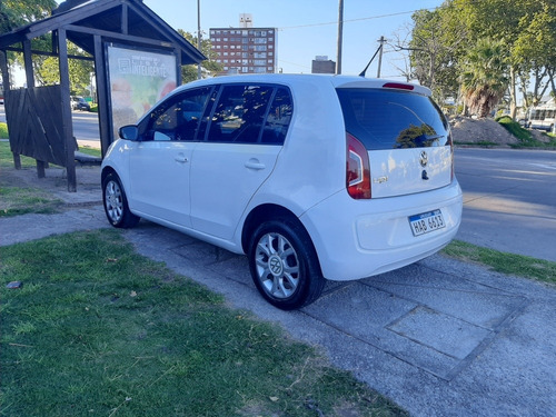 Volkswagen Up - High Full