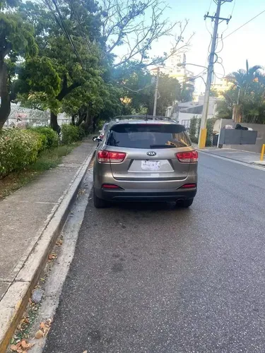 Kia Sorento 2017. 4x4. 3 Filas De Asientos. Importada!!