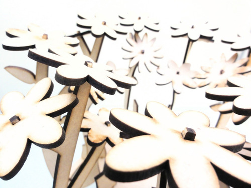 Imagen 4 de 7 de Centro De Mesa - Flores - Mdf / Fibrofacil