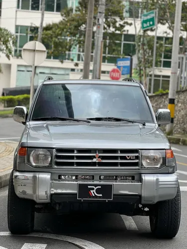 Mitsubishi Montero 3.0 V6