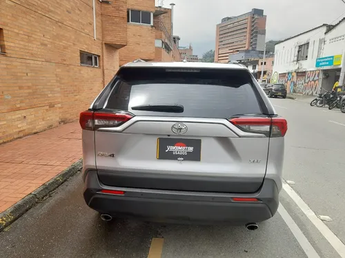 Toyota RAV4 2.0 Xle 4X2 Cvt